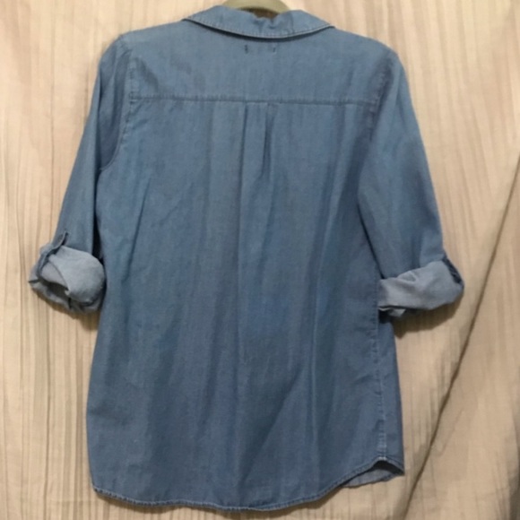 Old navy chambray relaxed top - Picture 5 of 5